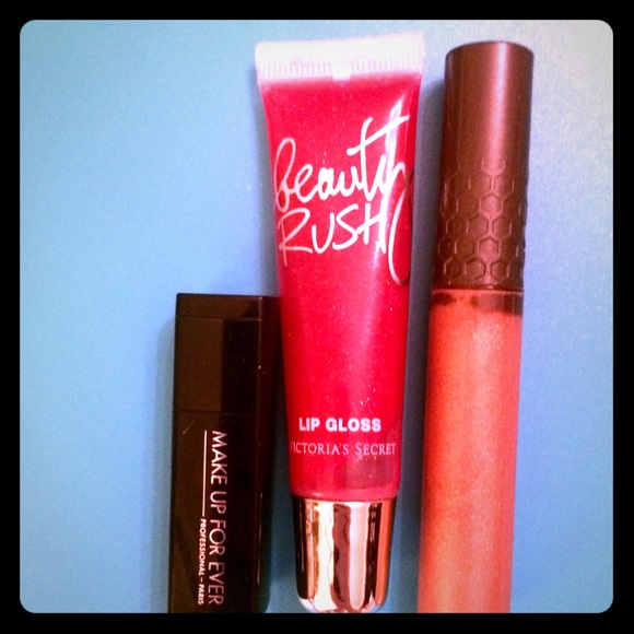 Lips bundle - Picture 1 of 4