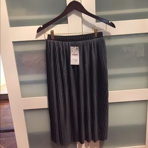 Zara silver lame pleated skirt