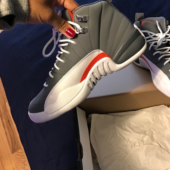 Jordan cool grey w/ orange 12s👟 - Picture 3 of 4