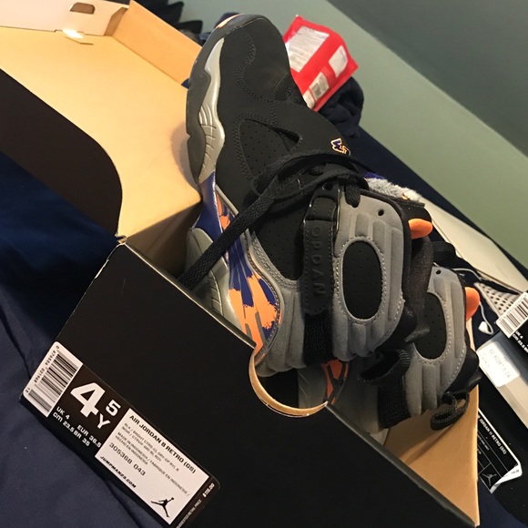 Air Jordan 8 Retro (GS) - Picture 1 of 3
