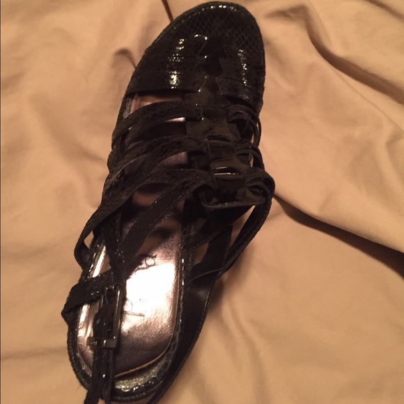 Shoes - Picture 2 of 2