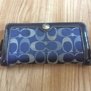 Coach wallet