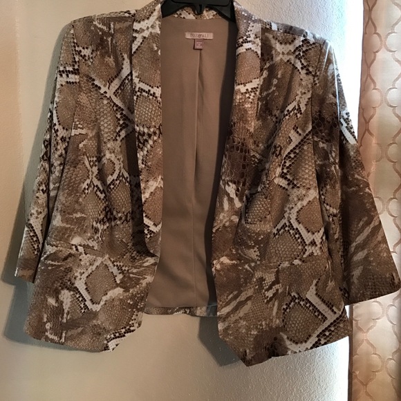 Roz & Ali Snake Print Blazer
