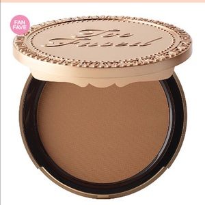 Too Faced Chocolate Soleil Bronzer (Medium/Deep)