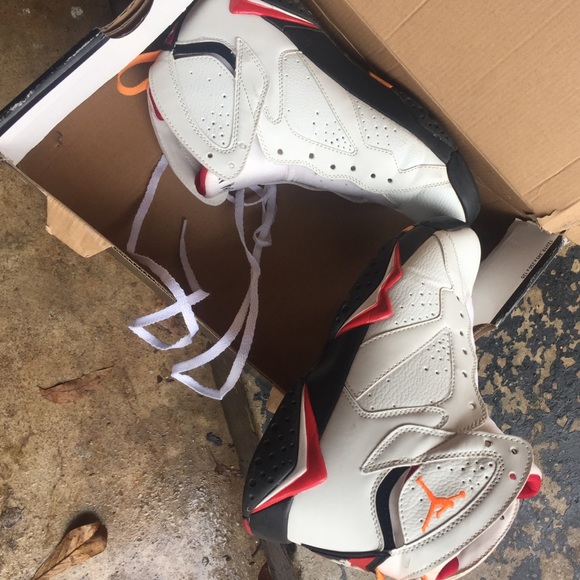 Jordan's - Picture 4 of 4