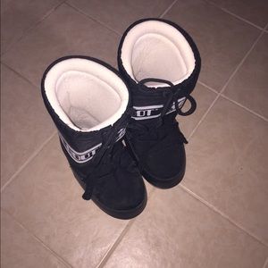 Black & White Moon Boots