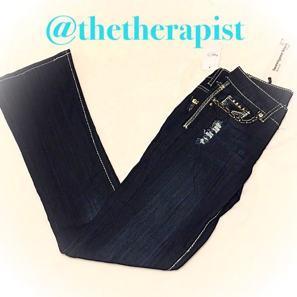 Twentyone Black by Rue21 - Picture 4 of 4