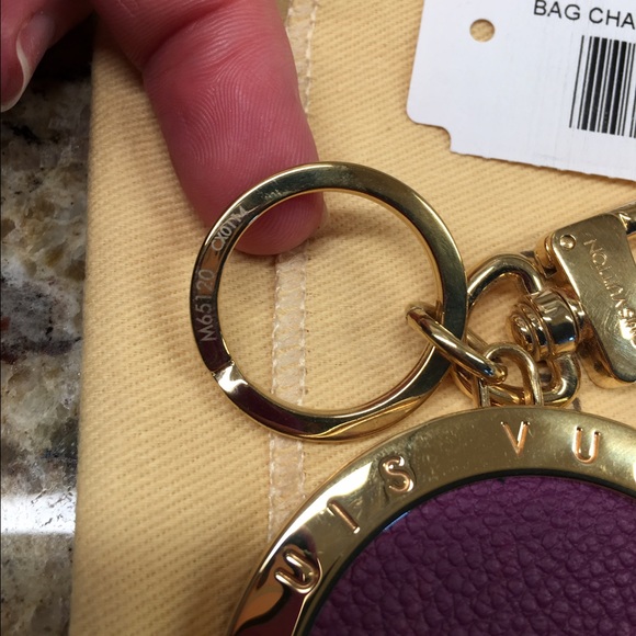 Authentic Louis Vuitton Posey Purple Charm - Picture 4 of 4