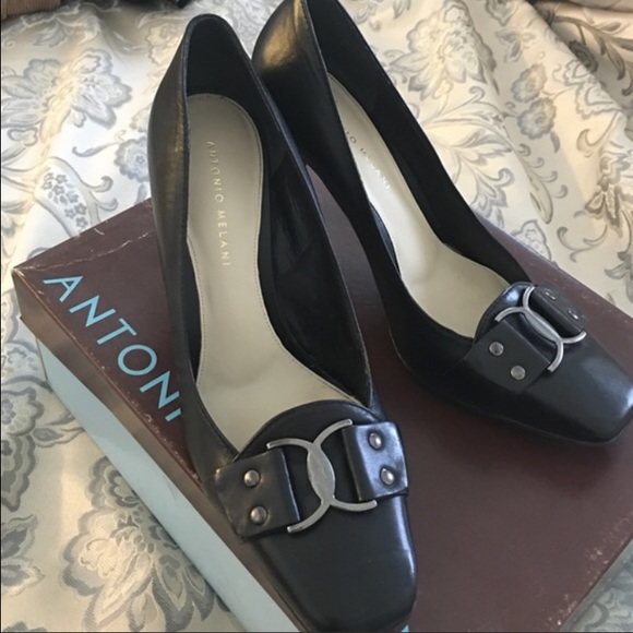 ANTONIO MELANI Shoes - Antonio Melani Black Heels Size 9 VERY CLASSY!!