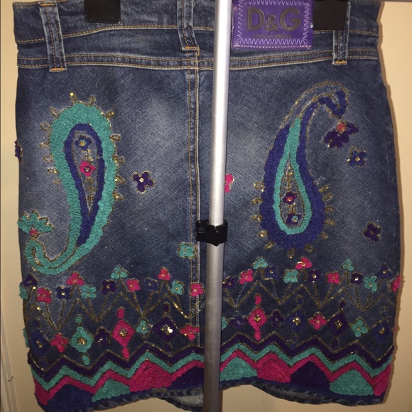 Dolce & Gabana denim skirt with a floral print