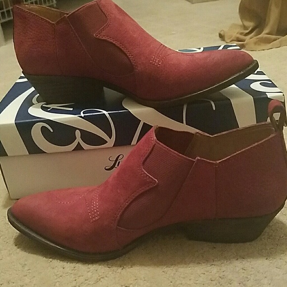 Lucky Brand booties NWT