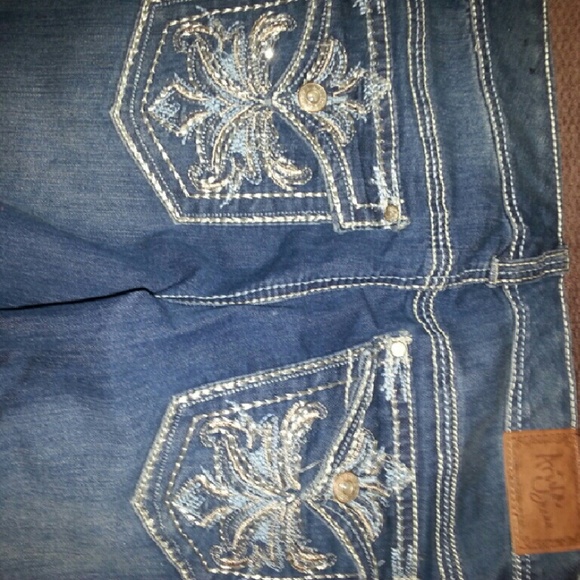 A riya jeans, junior and spaghetti strapped shirt