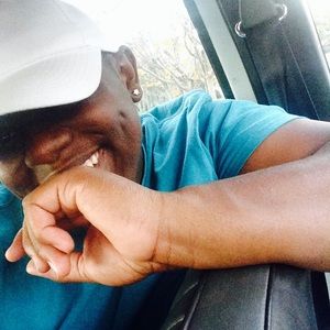 Meet your Posher, Darius