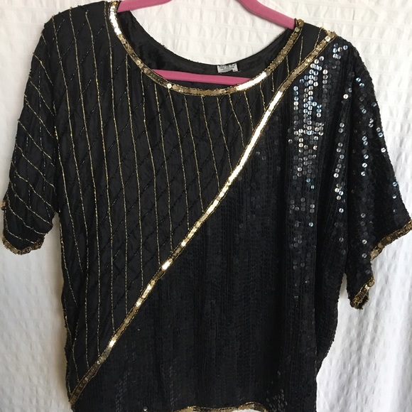 BLACK & GOLD SEQUIN TOP