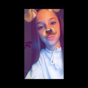 Meet your Posher, Alyssa