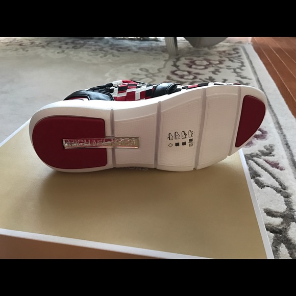 Micheal Kors Amanda Trainer Woven Webbing Shoes - Picture 4 of 4