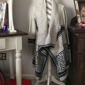 Coldwater creek black and grey sweater-sz large