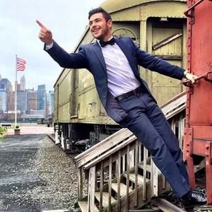 Meet your Posher, Arya