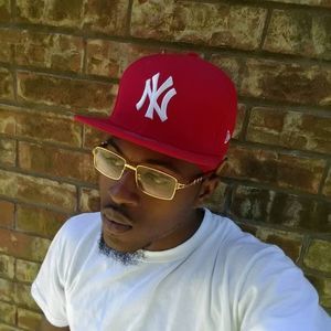 Meet your Posher, Jamal
