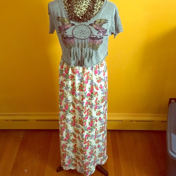 Floral maxi skirt