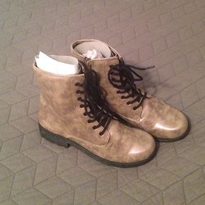 Qupid brand Boots, size 10. New in Box.