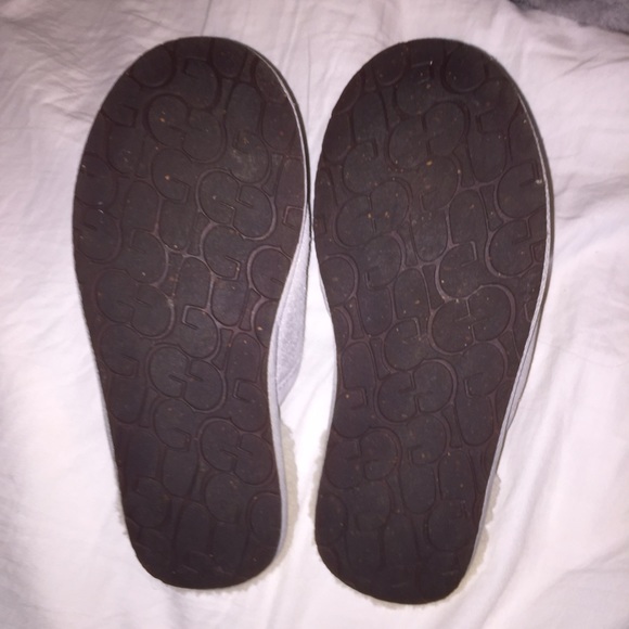 Ugg slippers - Picture 4 of 4