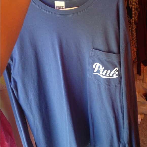 Navy blue long sleeve top
