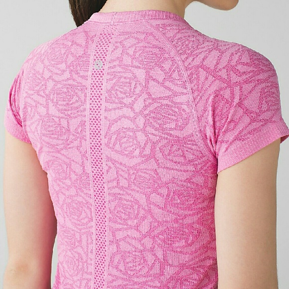 lululemon athletica Tops - NWT Swiftly Tech Crew