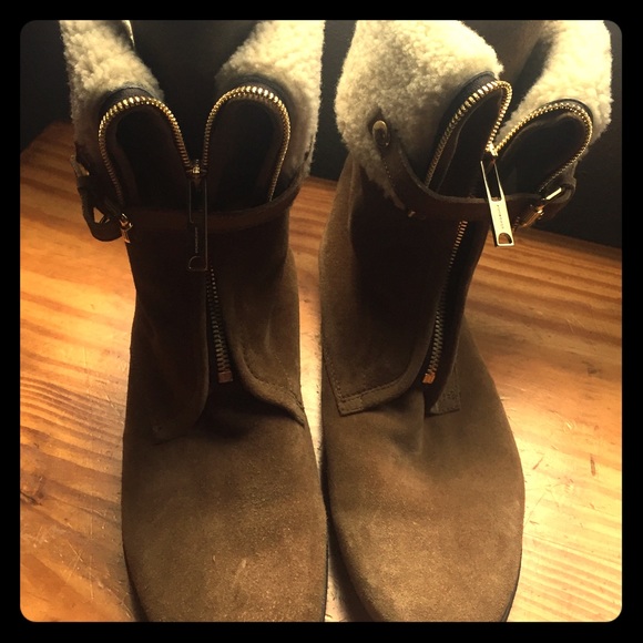 Burberry boots