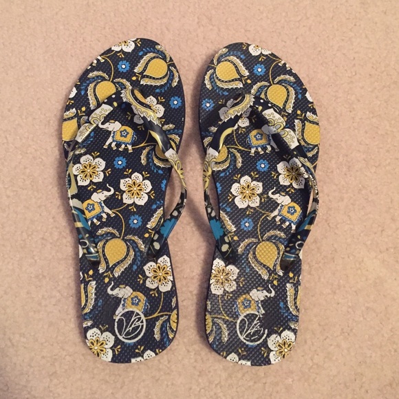 Vera Bradley Shoes - Ellie Blue Vera Bradley Flip Flop Sandals Vera Bradley Shoes - Ellie Blue Vera Bradley Flip Flop Sandals