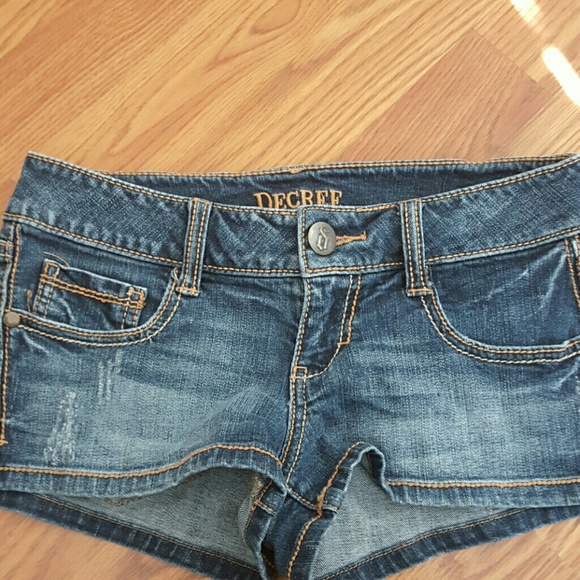 Bundle of Abercrombie and Decree shorts - Picture 3 of 4