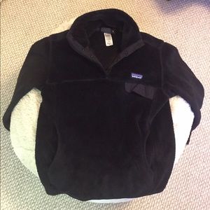 Patagonia black pullover in great condition
