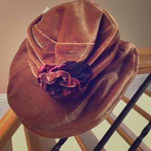 Vintage Crushed Velvet Hat