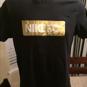Nike Football Club T-Shirt
