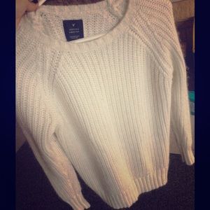 American eagle white knitted sweater