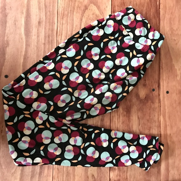 LulaRoe OS Leggings