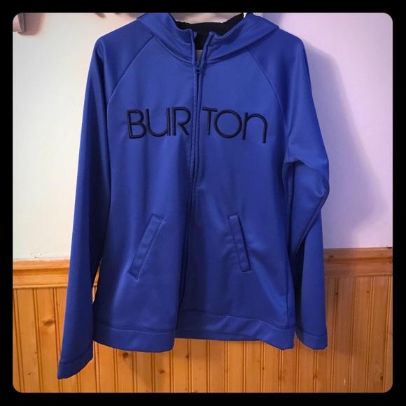 25% off bundles!! Burton Jacket ❄️