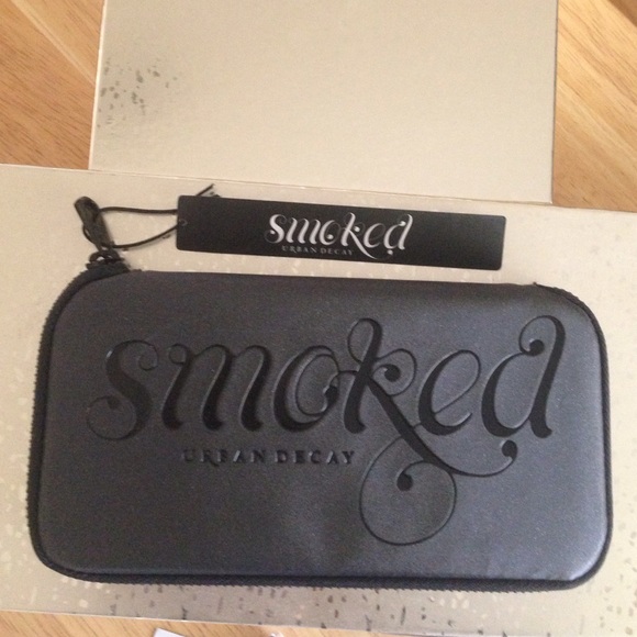 Urban Decay Smoked Palette