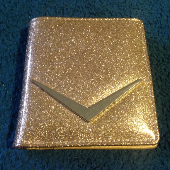 Lux de Ville Vinyl Wallet