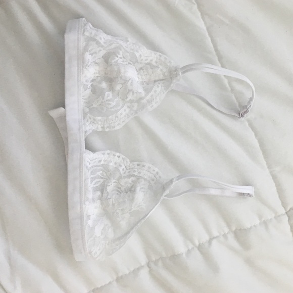 White lace bralette