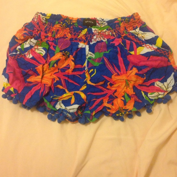 Pom Pom shorts