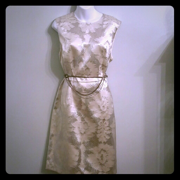 Size 16 Tahari Cream Silver Sheath Dreaa