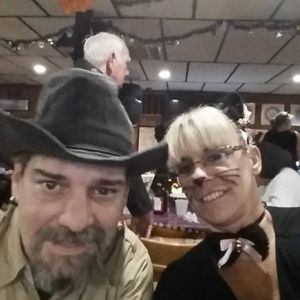 Meet your Posher, Joeydoll