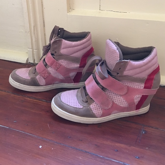 NYLA heeled tennis shoes