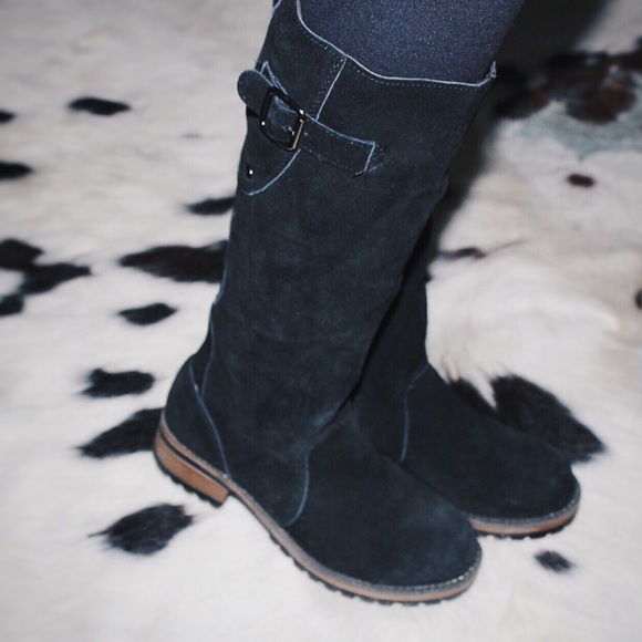 Black Kenneth Cole Reaction boots - Picture 1 of 3