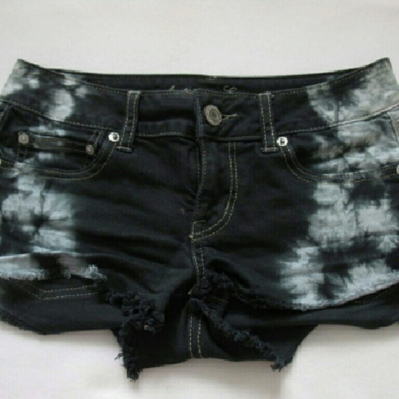 American Eagle Outfitters Pants - Tie dye American eagle shorts
