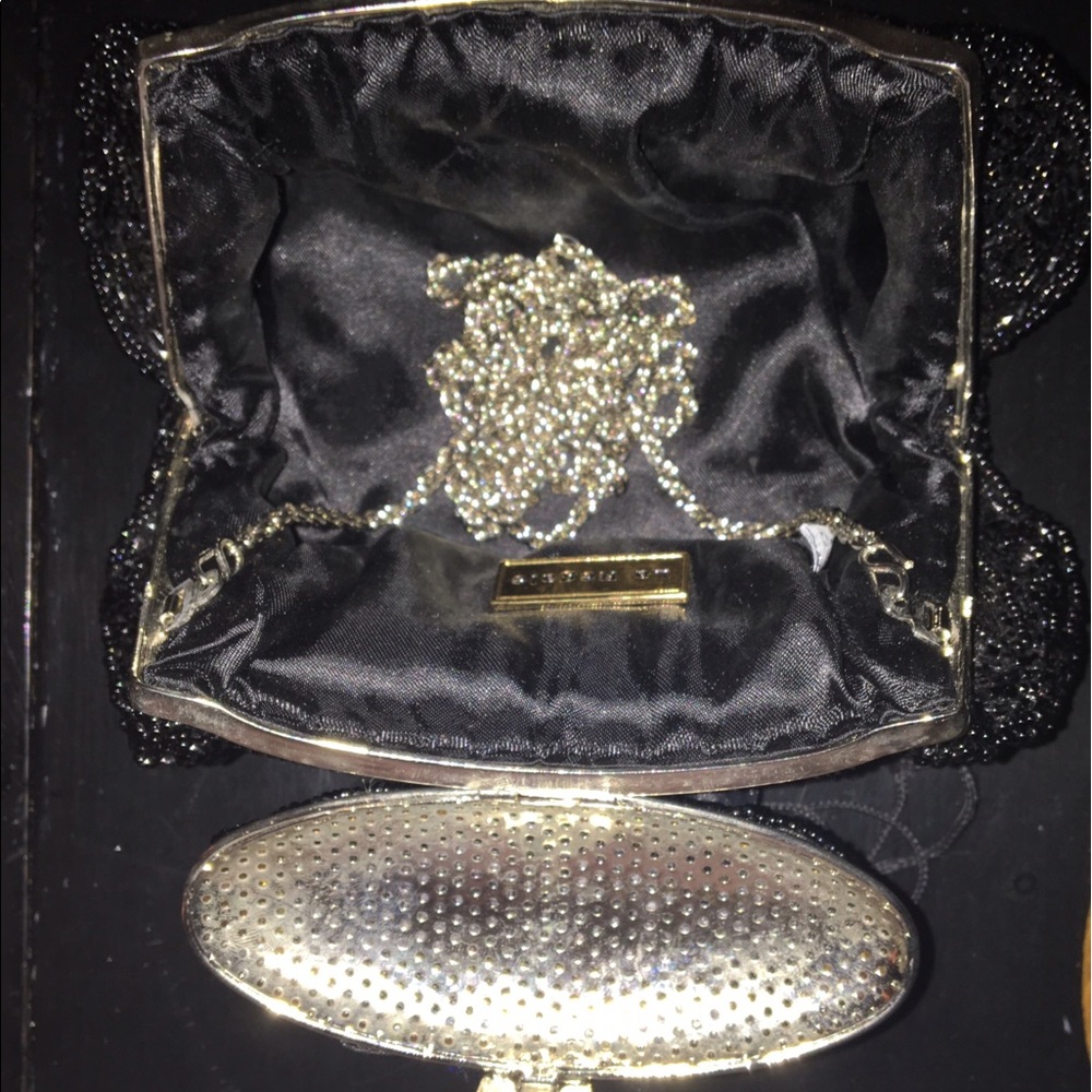 VINTAGE LA REGALE EXQUISITE BLACK EVENING BAG - Picture 8 of 8