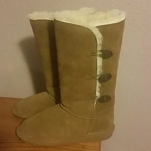 Bearpaw winter boots