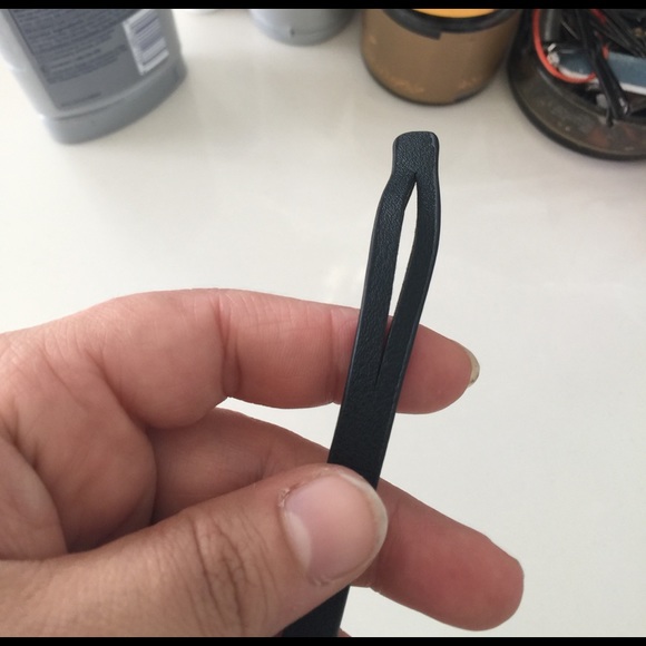 New Michael Kors silver & black bag charm- - Picture 4 of 4