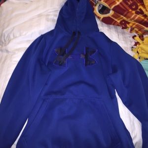 Under armor sweatshirt